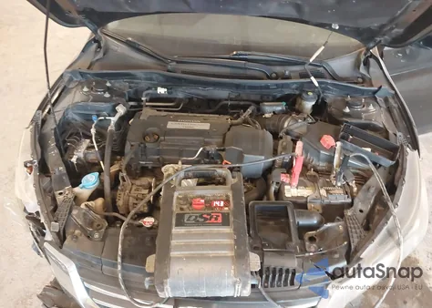 2013 Honda Accord Lx z USA, uszkodzony, nr VIN 1HGCR2F39DA264710